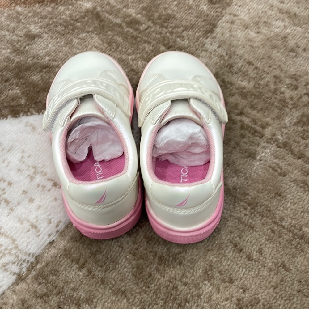 Nautica Velcro Sneakers - Picture 3 of 6